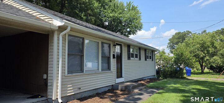 Property Photo: 16 Arrow Street CT 06082
