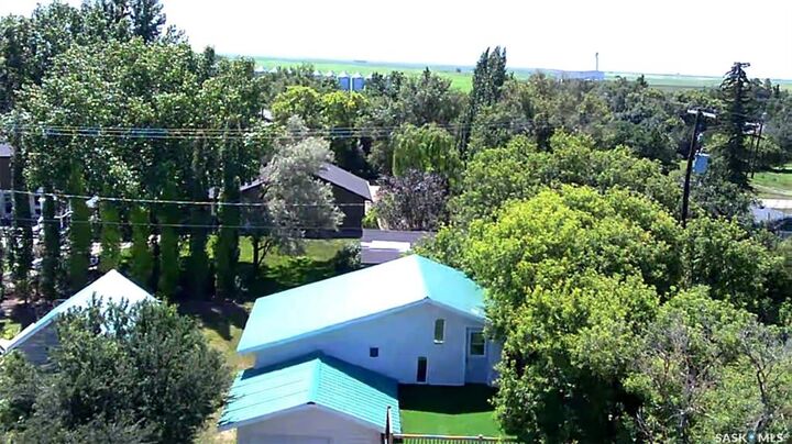 Property Photo:  608 Whyte Street  SK S0H 2S0 