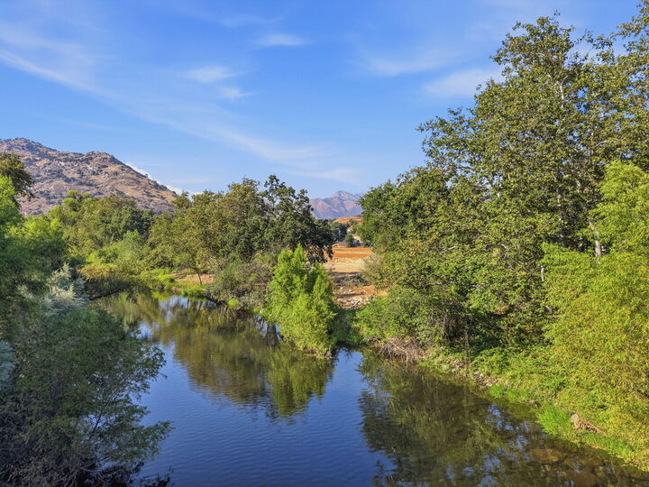 Property Photo: Sierra Drive CA 93271