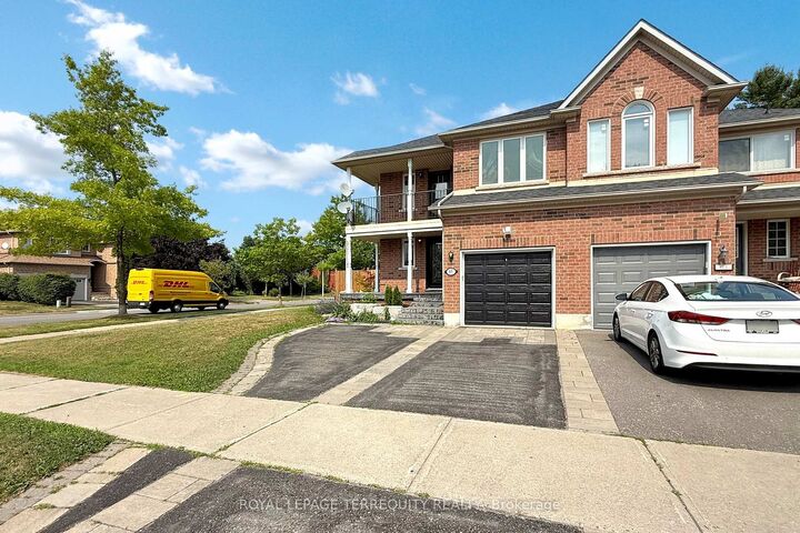 Property Photo: 65 Lorridge Street ON L4E 3W5