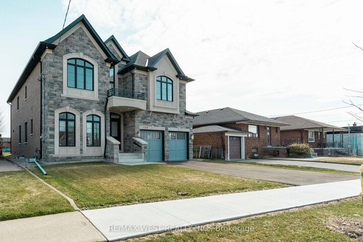 Property Photo: 119 Jay Street ON M6L 2M3