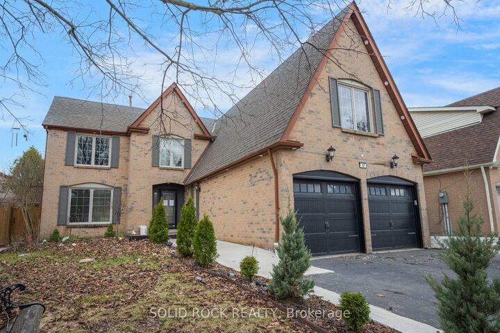 Property Photo:  12 Torrance Woods N/A  ON L6Y 2N3 