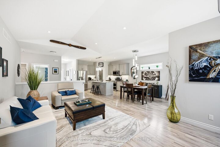 Property Photo: 74 Sienna Avenue ON K8P 0E4