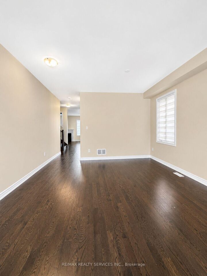 Property Photo: 81 Folgate Crescent ON L6R 4A7
