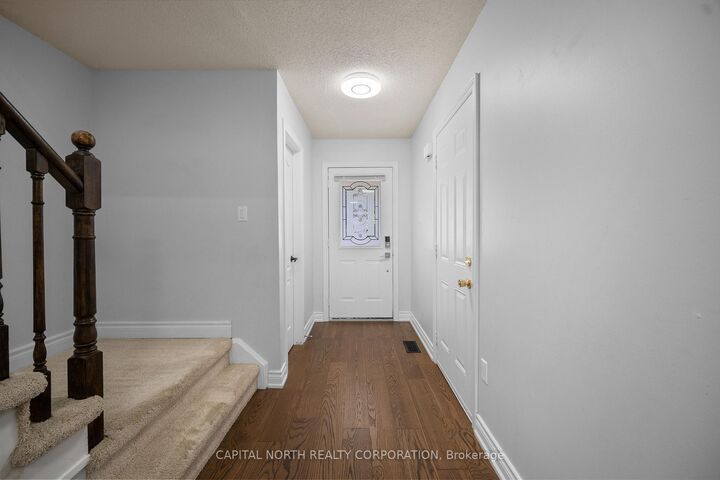 Property Photo: 86 Breeze Drive ON L3Z 3A5
