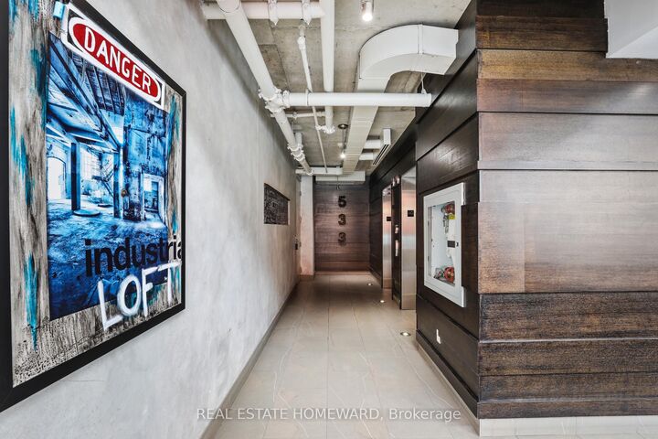 Property Photo:  533 Richmond Street W 704  ON M5V 3Y1 