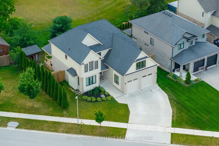 230 Union Avenue — photo 1
