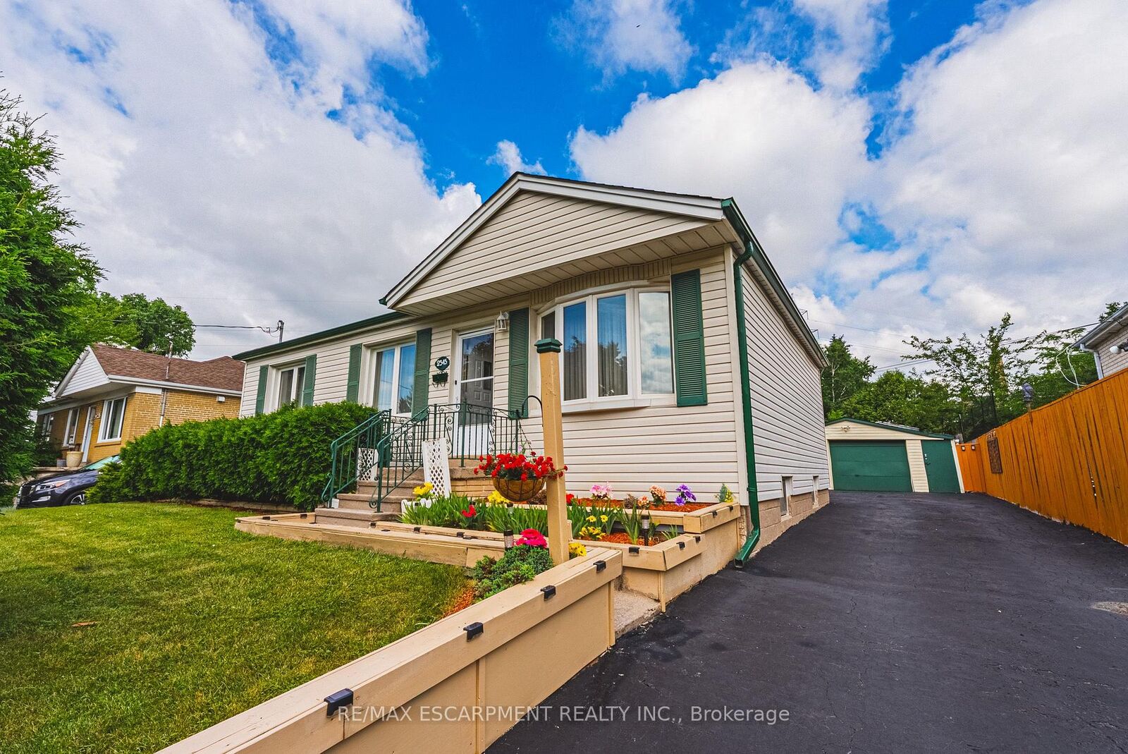 Property Photo: 2345 Gibbon Street ON L7P 1G3
