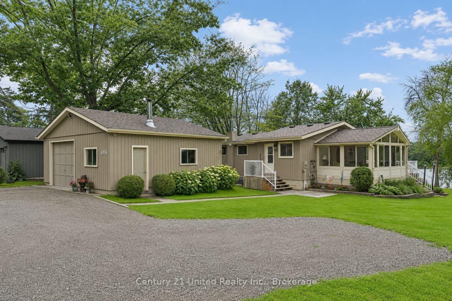 Property Photo:  260 Cedar Bank Road  ON K9J 6Y3 
