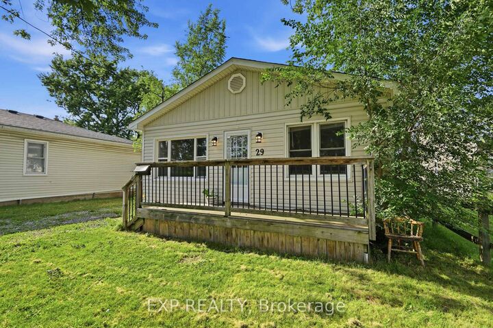 Property Photo:  29 Rockwood Avenue  ON L2P 1E6 