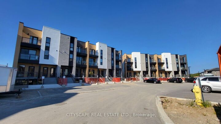 Property Photo:  261 Woodbine Avenue C053  ON N2R 0S7 