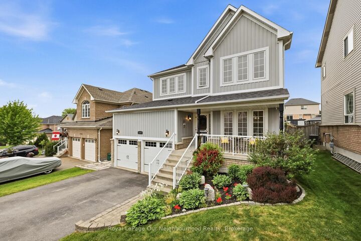 Property Photo:  1090 Keswick Court  ON L1K 2V2 