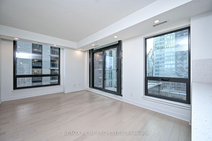 Property Photo: 180 George Street 508 ON K1N 0G8