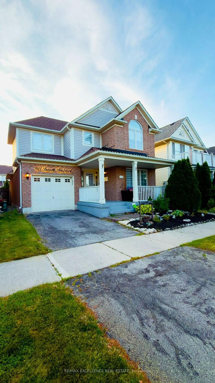 Property Photo:  611 Bennett Boulevard  ON L9T 6B1 
