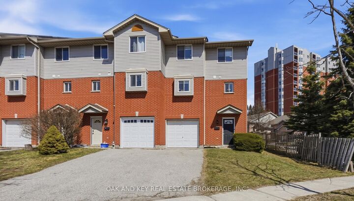 18 Chapman Court — photo 1