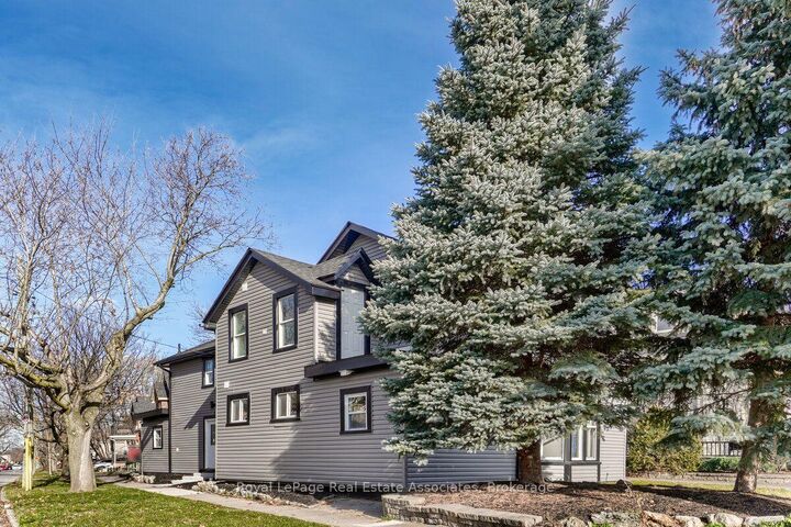 Property Photo: 39 Welland Avenue S 1 ON L2R 2M4