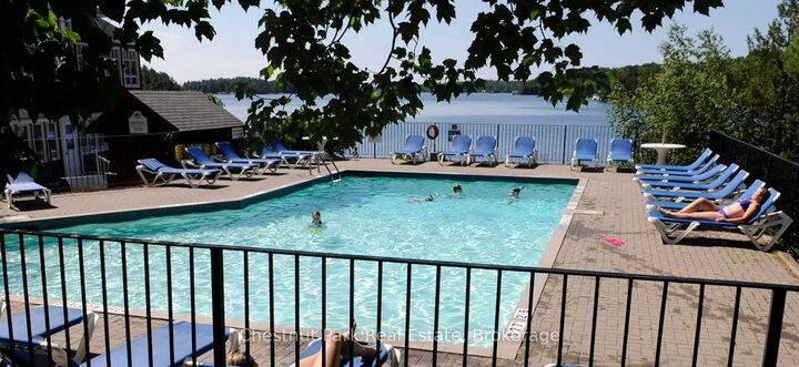 Property Photo:  601 Glen Abbey Way S  ON P2A 2W8 