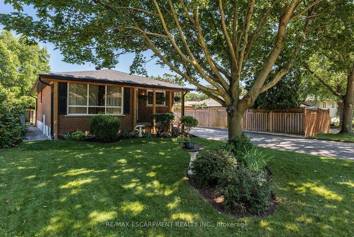 Property Photo:  1315 Rosemary Crescent  ON L7P 2P3 