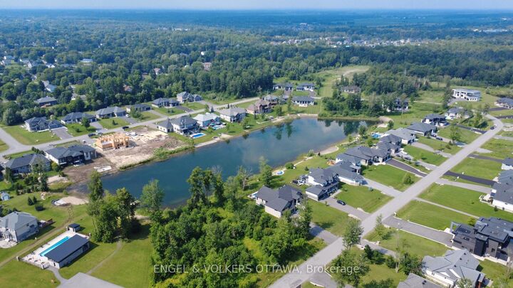 Property Photo:  576 Shoreway Drive  ON K4P 0G3 