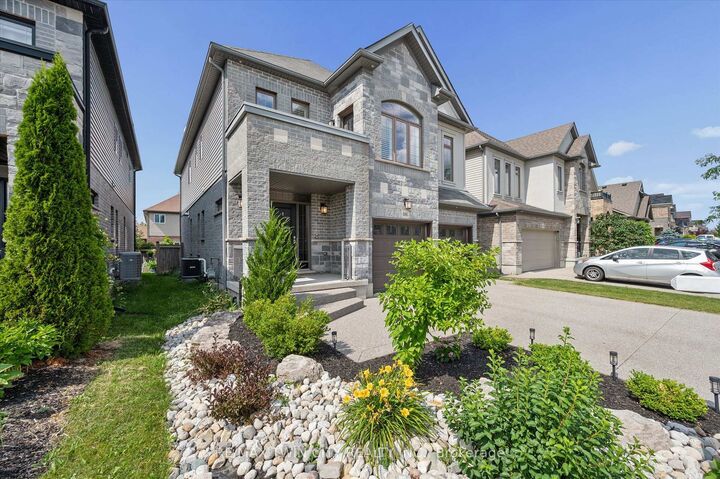 Property Photo: 606 Pinery Trail ON N2V 2Y6