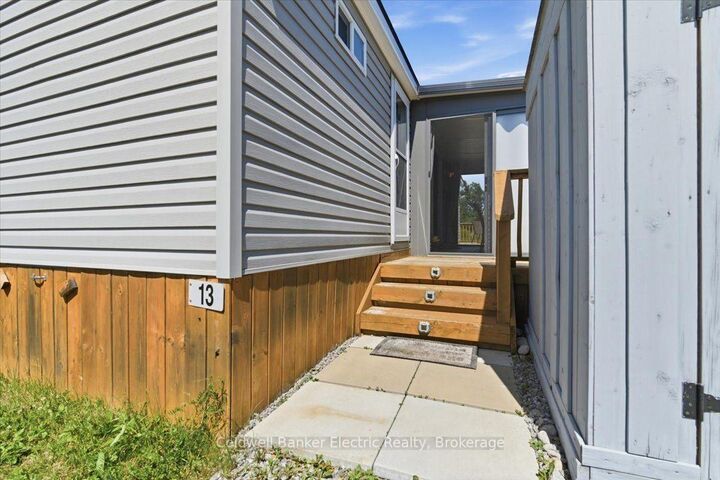 Property Photo: 1235 Villiers Line 13 Lambton Avenue ON K0L 2G0