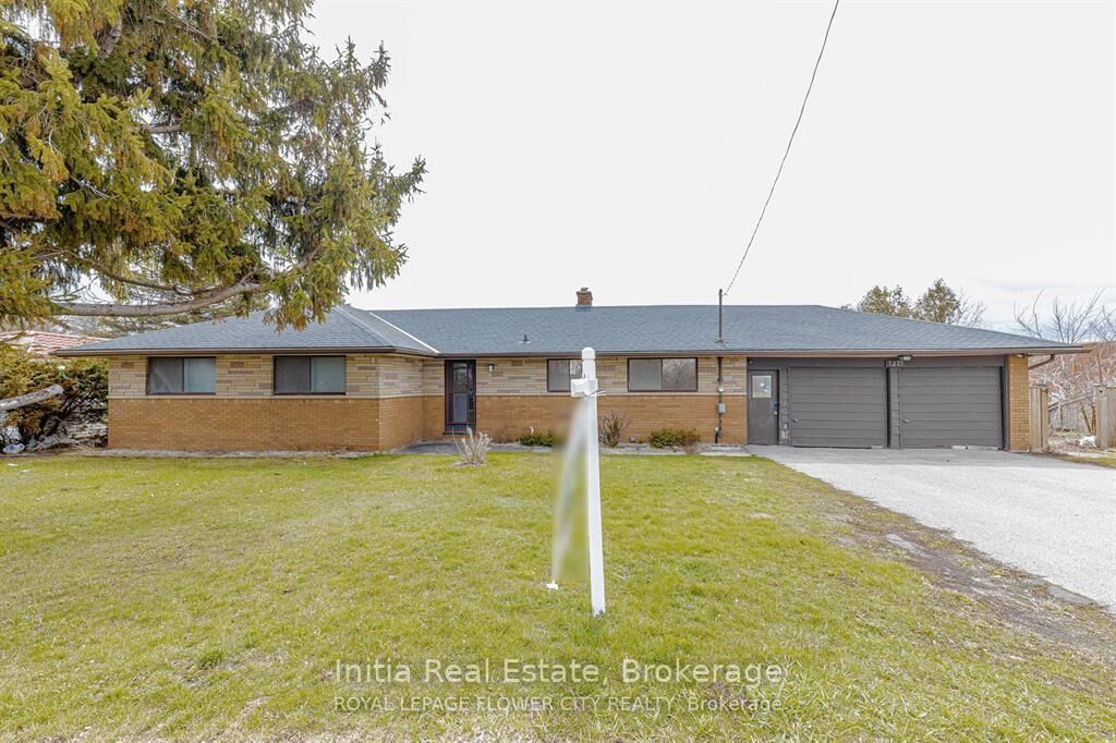 Property Photo: 1421 Fanshawe Park Road E ON N5X 3Z9