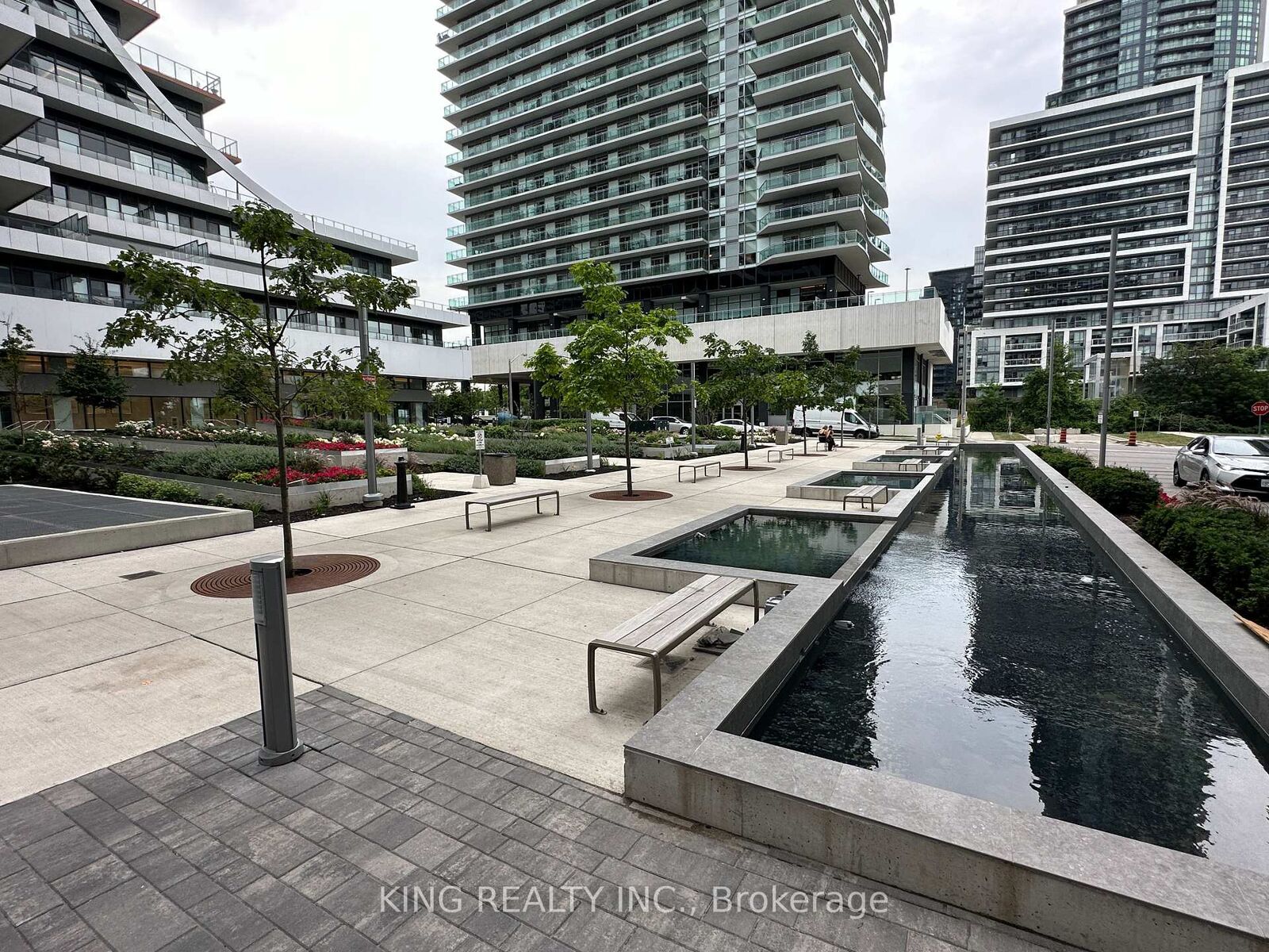 Property Photo:  20 Shore Breeze Drive 1603  ON M8V 0C7 