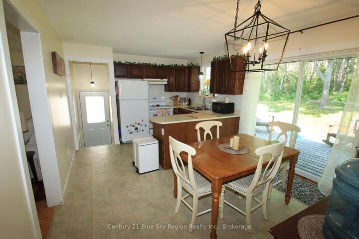 Property Photo: 68 Mountain View Road ON P0H 2A0