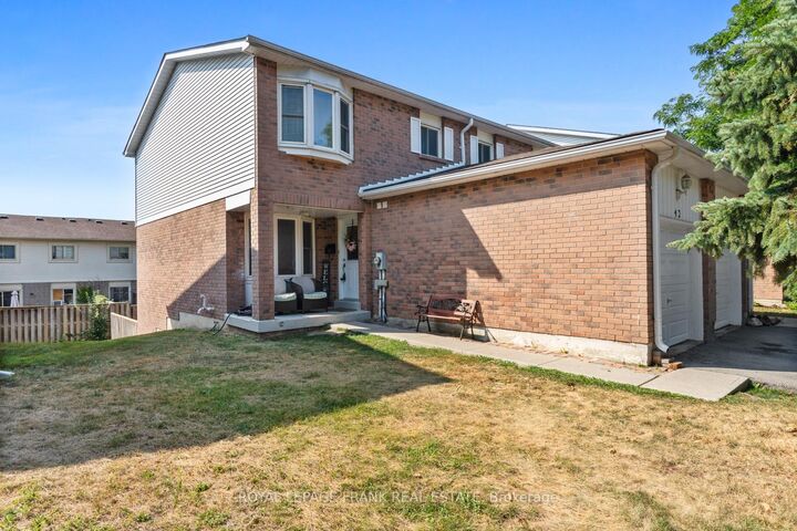 Property Photo:  700 Harmony Road N 42  ON L1K 1S2 