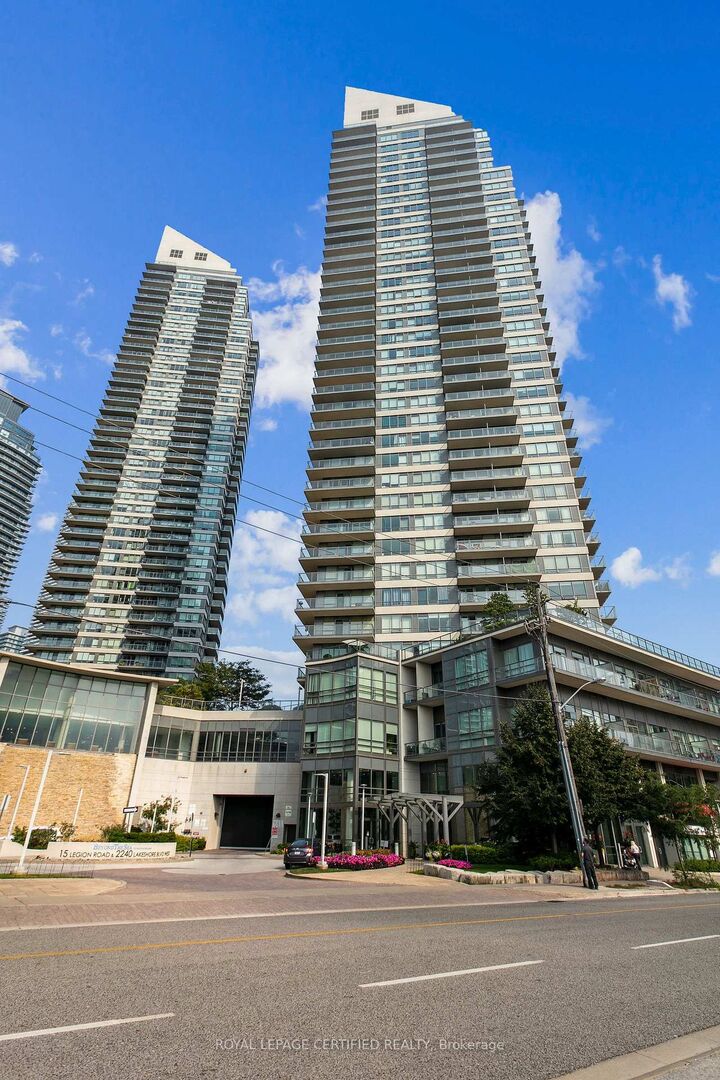 Property Photo: 2240 Lakeshore Boulevard W 1208 ON M8V 0B1