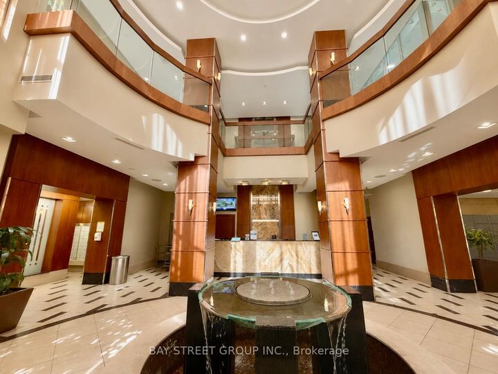Property Photo:  10 Northtown Way 505  ON M2N 7L4 