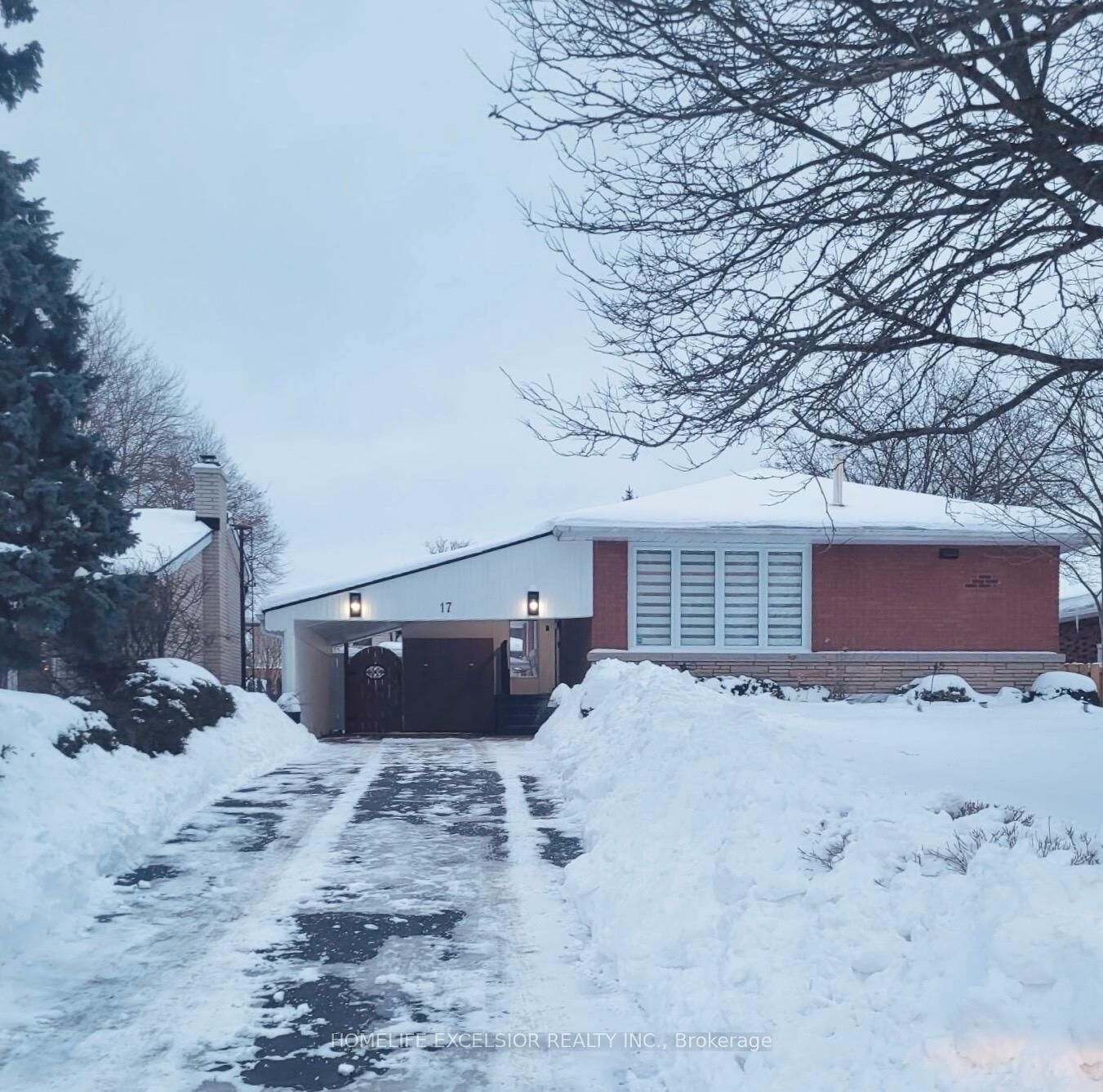 Property Photo: 17 Miles Avenue ON N3R 5B2