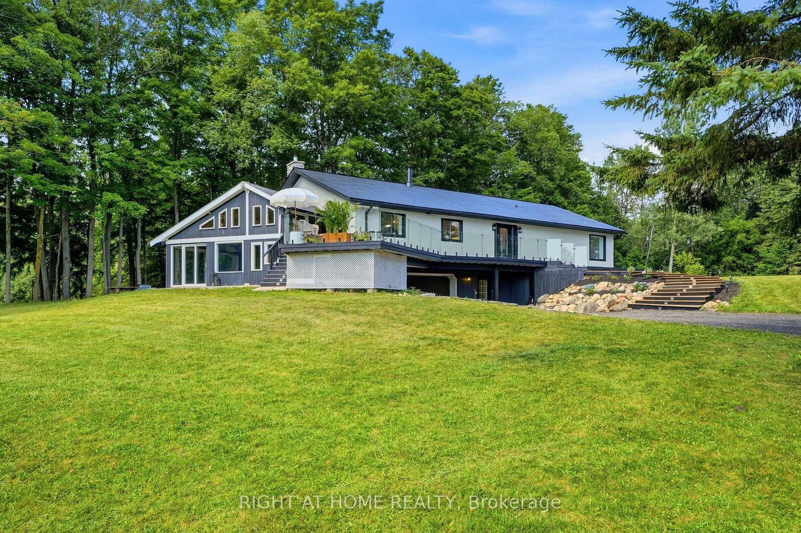 Property Photo: 5609 4th Line ON N0B 1Z0