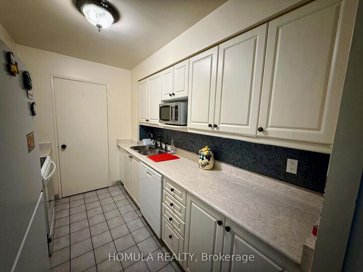 Property Photo: 250 Jarvis Street 303 ON M5B 2L2