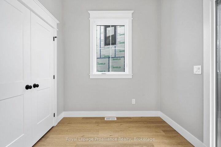Property Photo: 2 Merriman Court ON K0K 1S0