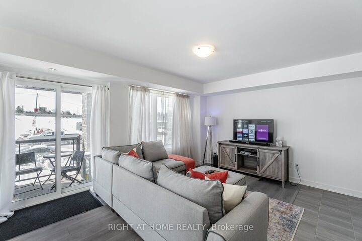 Property Photo:  44 Magnolia Lane  ON L9J 0N9 