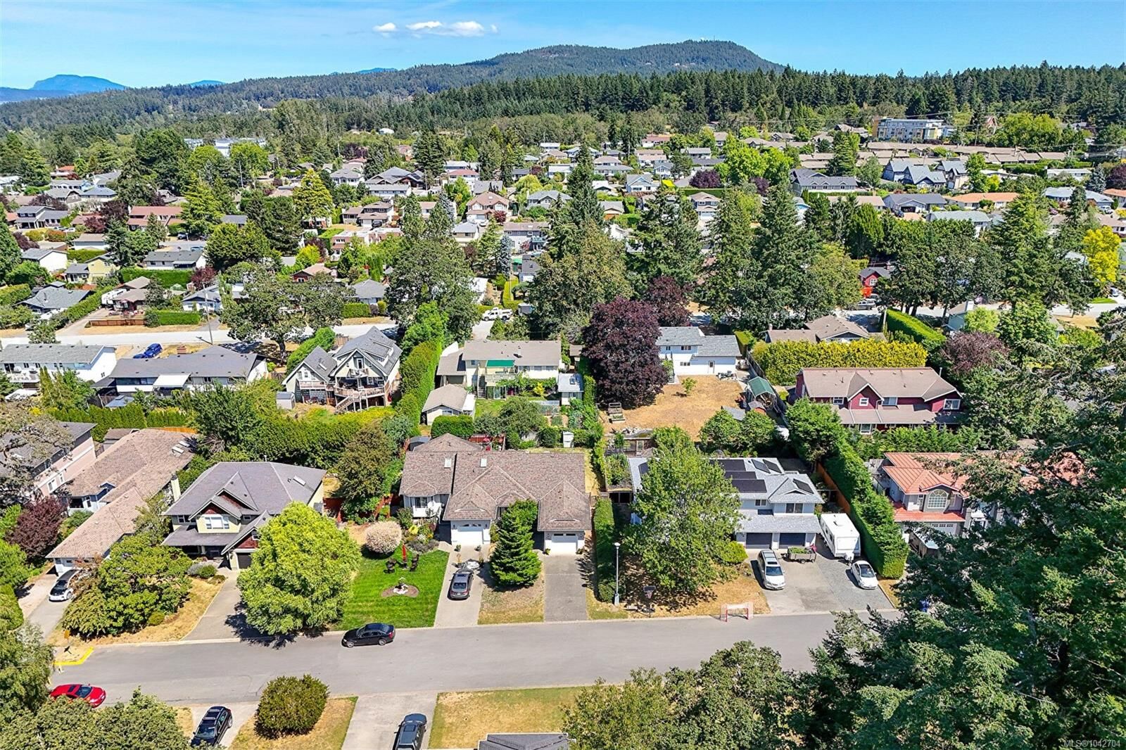 Property Photo: 1108 Lucille Dr BC V8M 1H6
