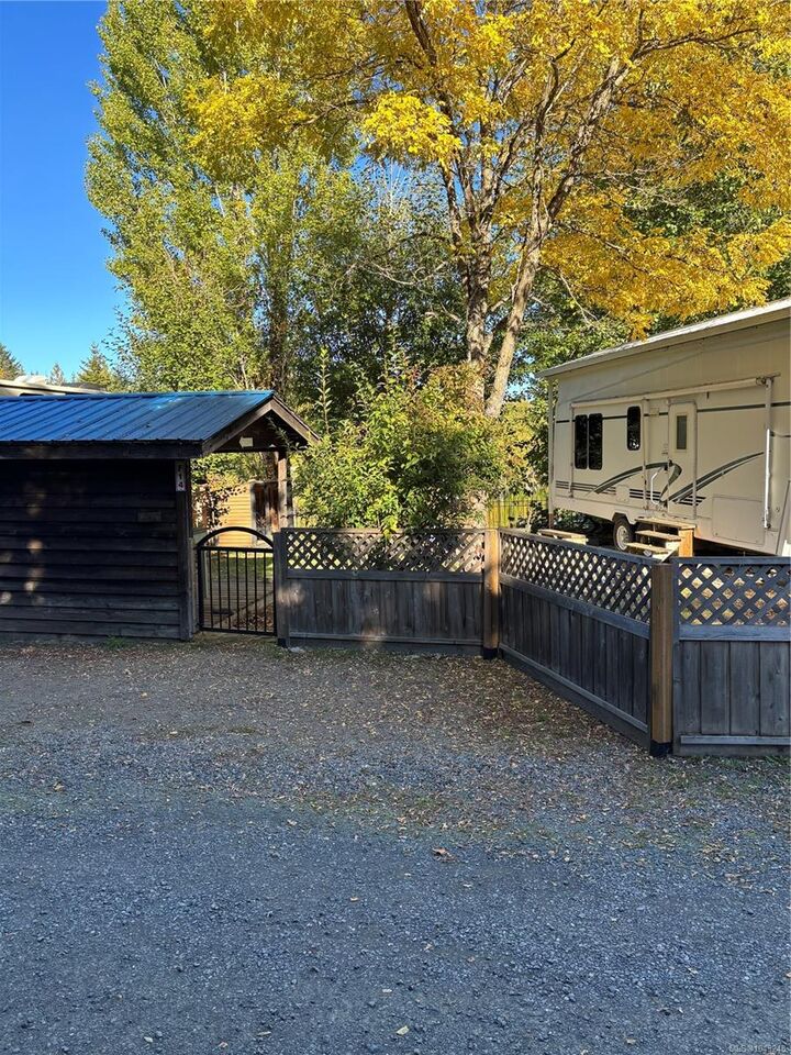 Property Photo: 2650 Turnbull Rd #F14 BC V9K 2R2