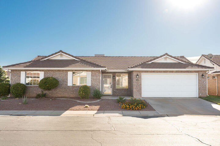 Property Photo:  1055 E 900 S 95  UT 84790 