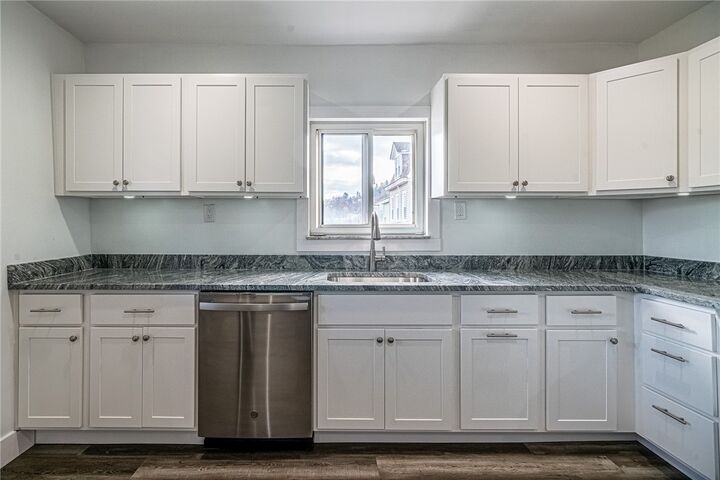 Property Photo:  516 Mary St  PA 15209 