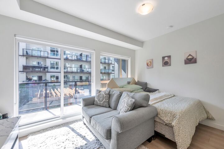 Property Photo: 10777 138 Street 212 BC V3T 0T5