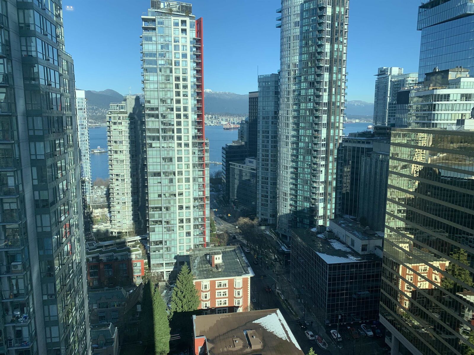 Property Photo:  1200 W Georgia Street 2303  BC V6E 4R2 