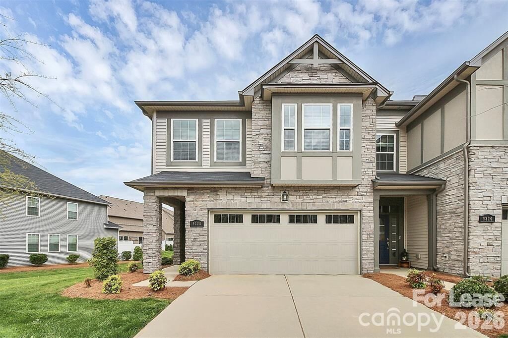 Property Photo:  9328 Glenburn Lane  NC 28278 
