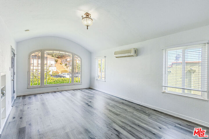 Property Photo:  1601 S Adams St  CA 91205 
