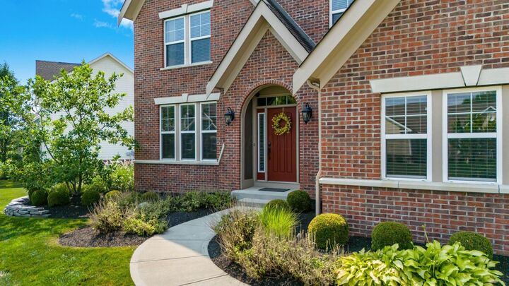 Property Photo:  3601 Sparrow Court  OH 43026 