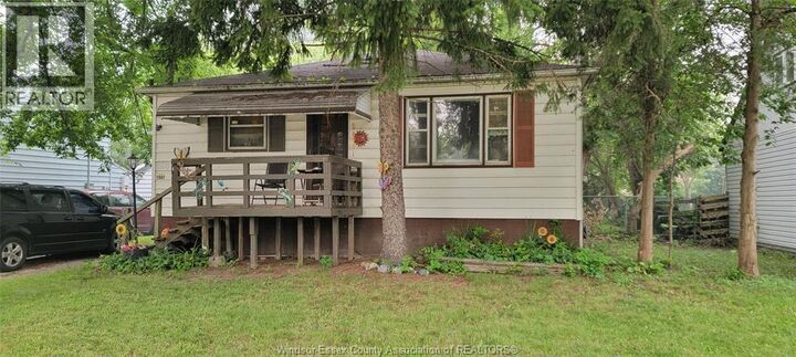 Property Photo: 1947 Ferndale ON N8T 2K9