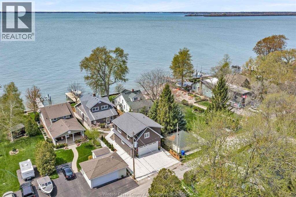 Property Photo:  41 Mickle Drive  ON N9V 1V3 