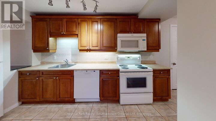 Property Photo: 246 Fountain Street South 102 ON N3H 1H9
