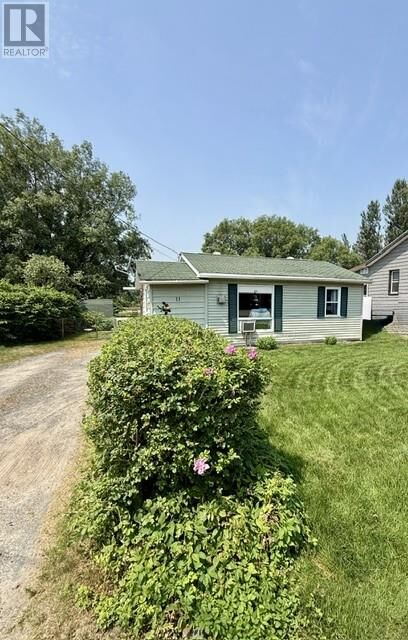 Property Photo:  11 West Street  ON P0R 1B0 