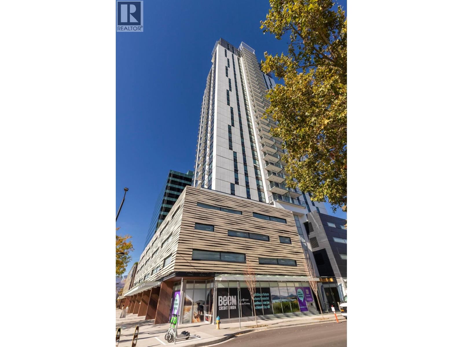 Property Photo: 1488 Bertram Street 807 BC V1Y 0M6